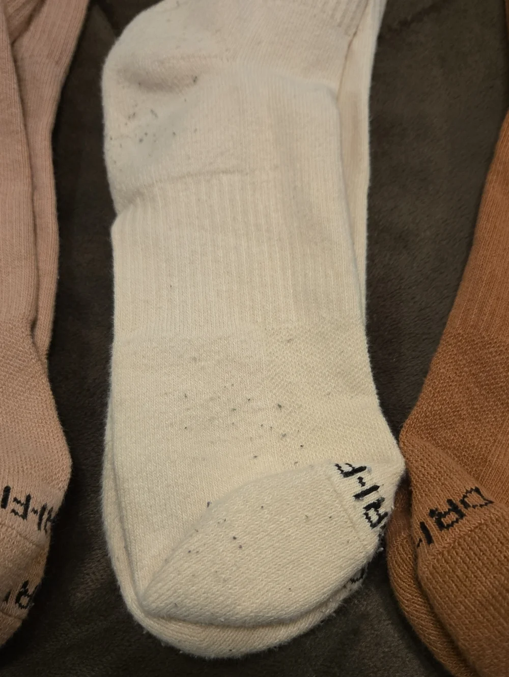 Nike Peach,Tan, Cream Athletic Crew Socks 3 Pair Adult Size Large